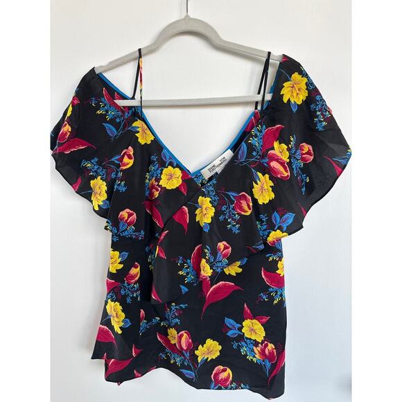 DIANE VON FURSTENBERG 100% Silk Floral Ruffle Front Top in Silese Black, Size S - Picture 1 of 6